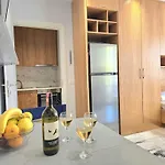 Le Petit 098 Apartment *