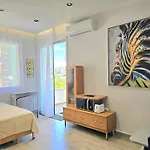 Le Petit 098 Apartment *