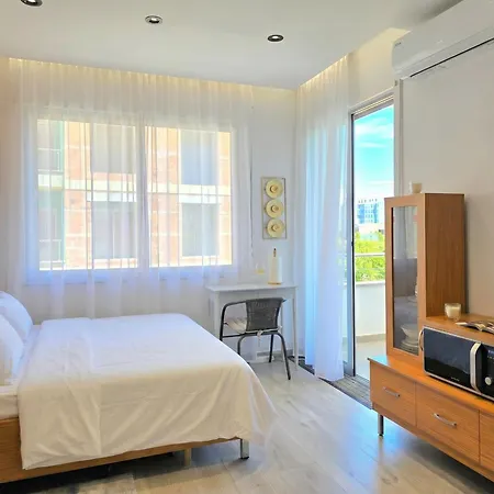 شقة Modern A Short Walk From The